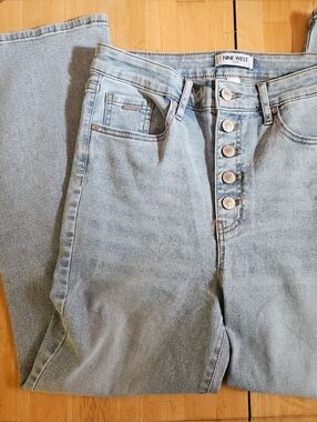Light Wash Button-Front Denim Jeans